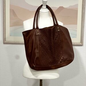 Elegant Brown Leather Tote Bag